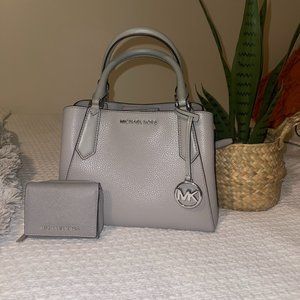 michael kores ~ purse